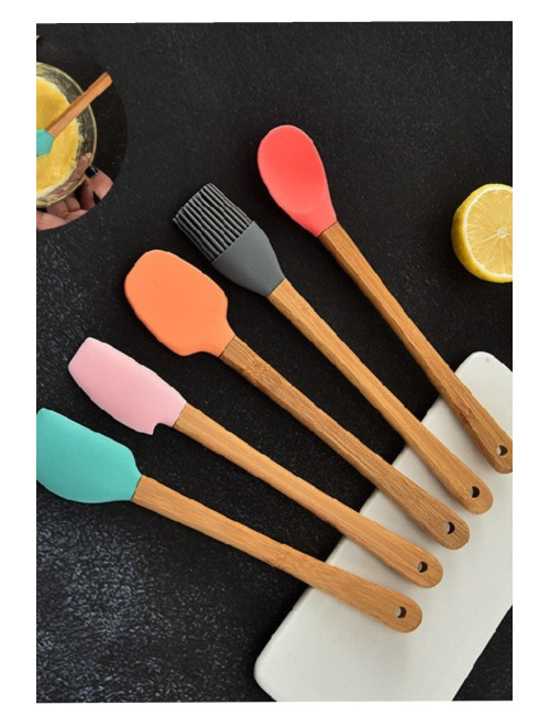5-Piece Silicone Non-Flammable Kitchen, Cake, Wooden Silicone Egg Brush, Spoon, and Spatula Set - 21*3 cm
